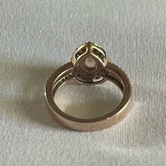 Morganite & Diamond Halo Ring – 14kt Rose Gold – Size 7 - Picture 8 of 8